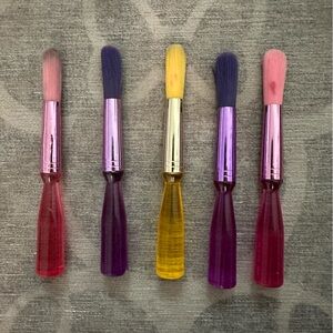 5 Royal & Langnickel Big Kids paint brushes